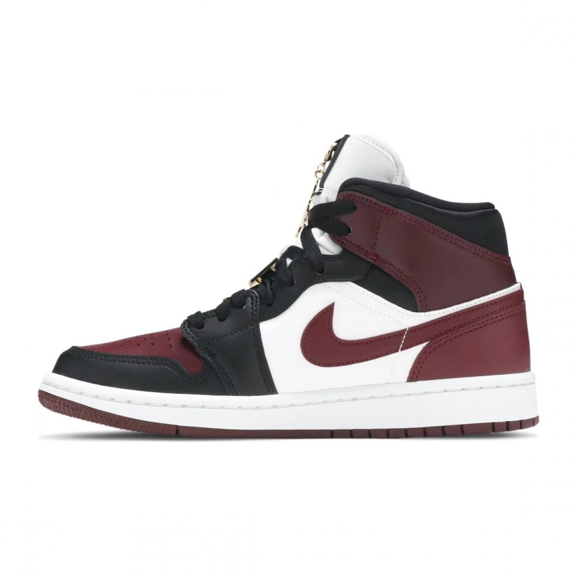 Air Jordan 1 Mid SE Gold Pendant Air Jordan 1 Mid SE Gold Pendant